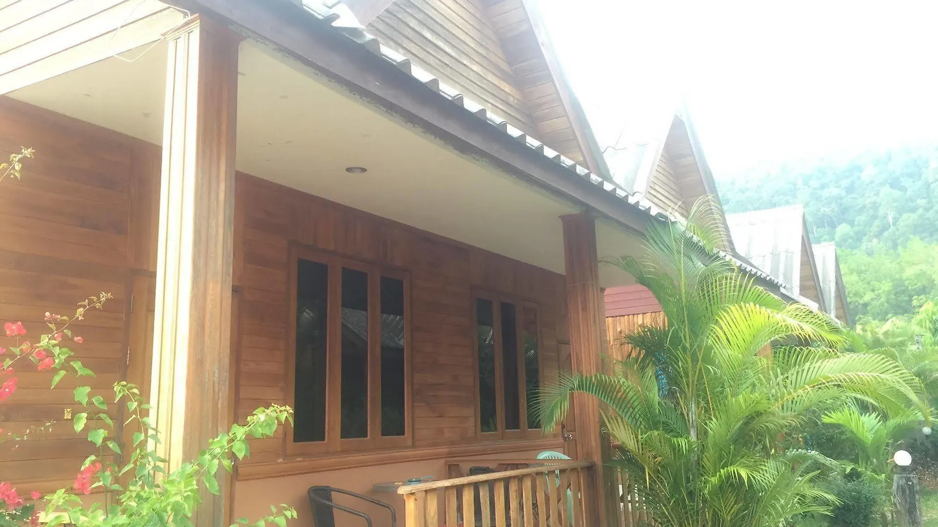 ** Vendégház Poonsap Resort Ko Lanta Thaiföld