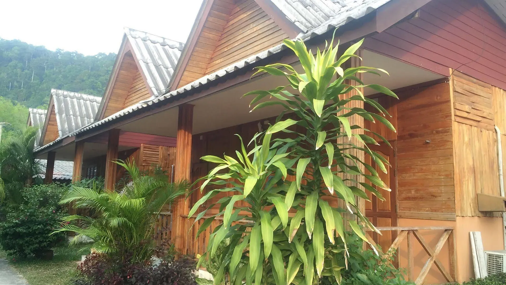 Poonsap Resort Ko Lanta Vendégház