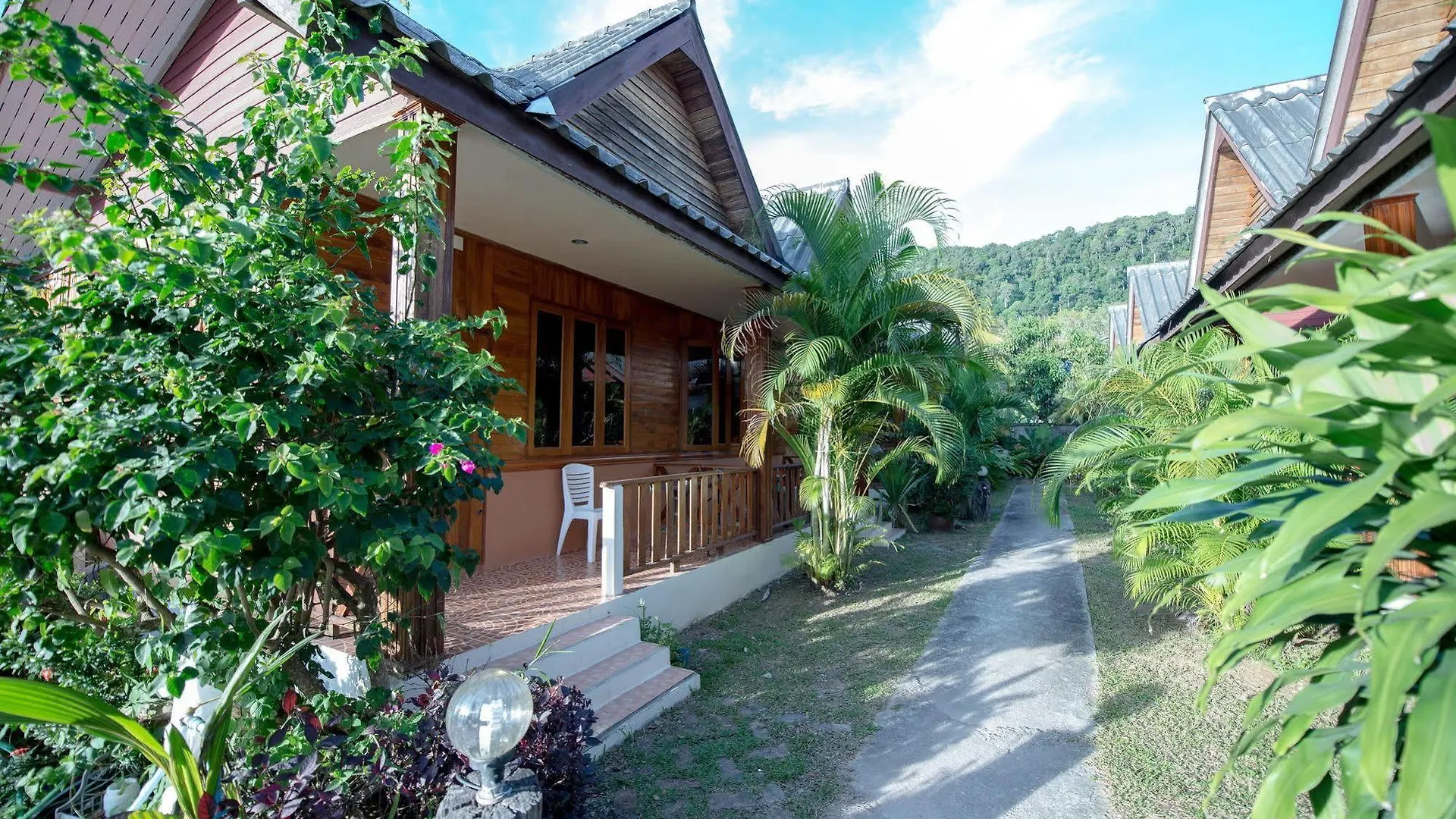 Poonsap Resort Ko Lanta