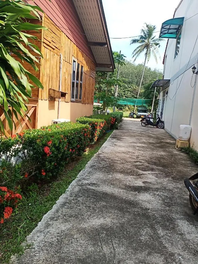 Poonsap Resort Ko Lanta 2*,